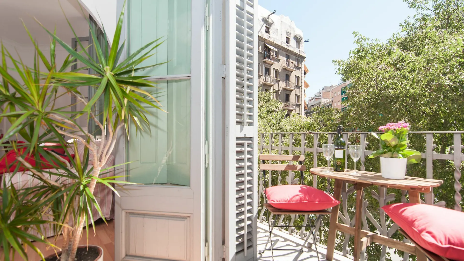 Montaber Apartment - Sant Antoni Barselona
